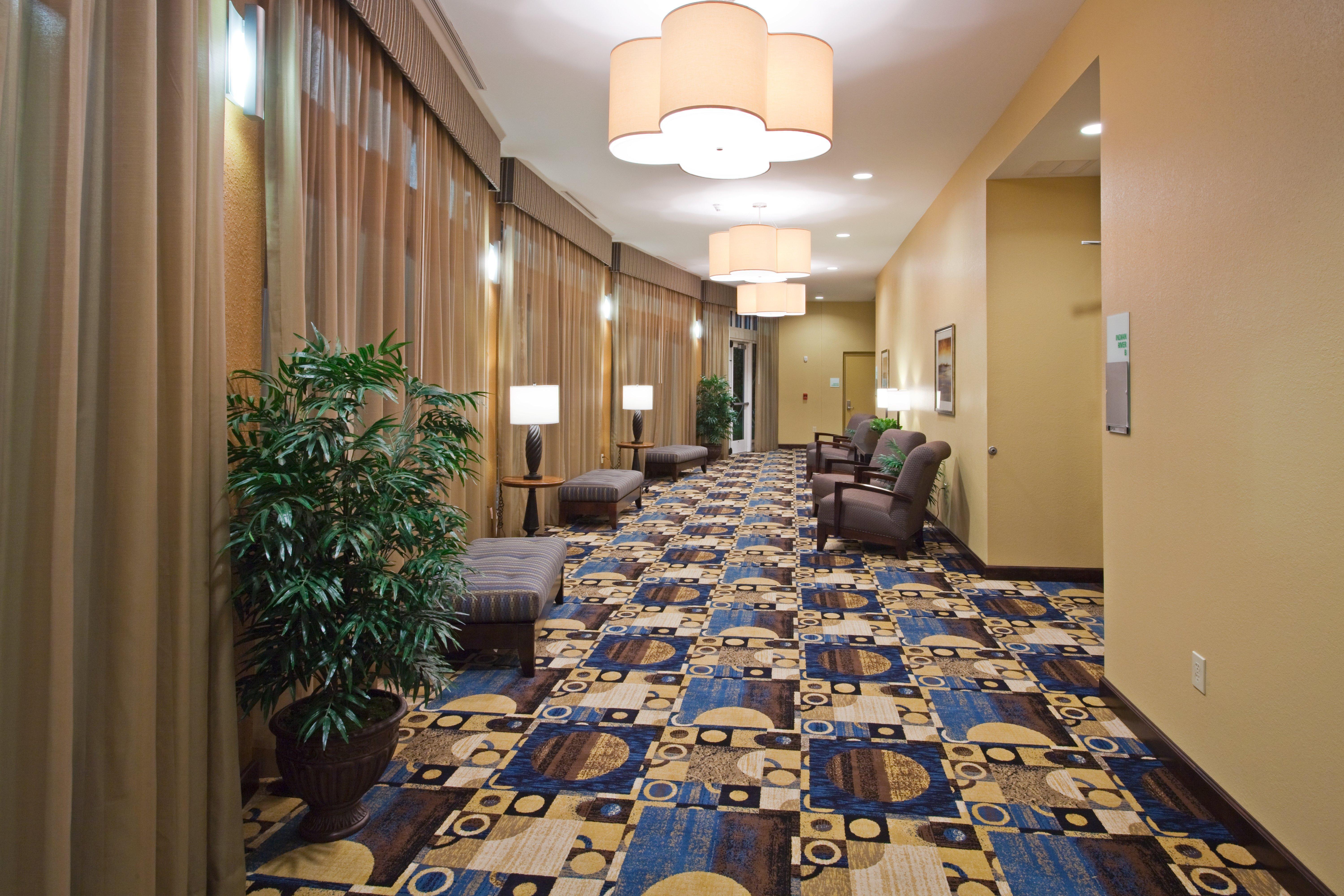 Holiday Inn Titusville/Kennedy Space Center By Ihg Bagian luar foto