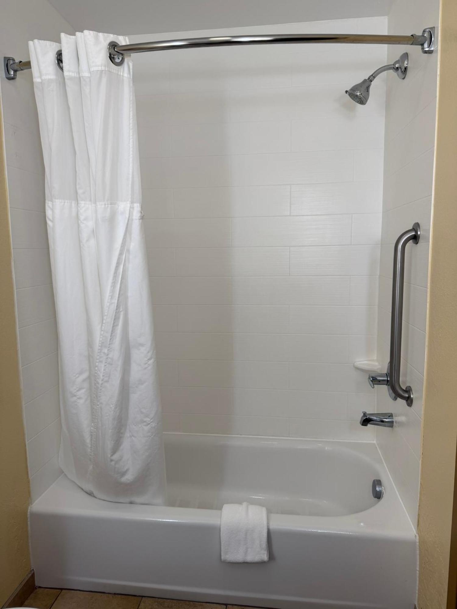 Holiday Inn Titusville/Kennedy Space Center By Ihg Bagian luar foto